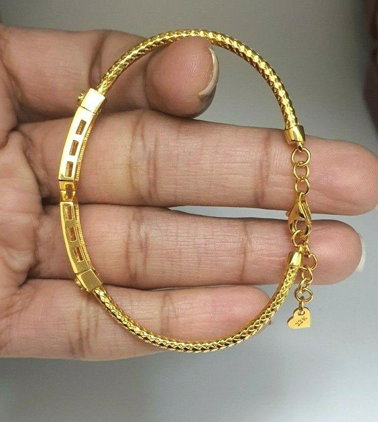 22ct Yellow Gold Cubic Zirconia Ladies Flexible Bangle/ Bracelet