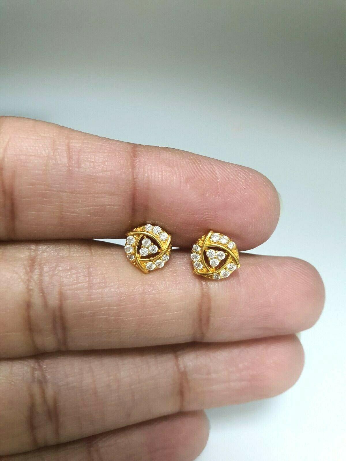 22ct Yellow Gold Cubic Zirconia Round Cluster Stud Earrings