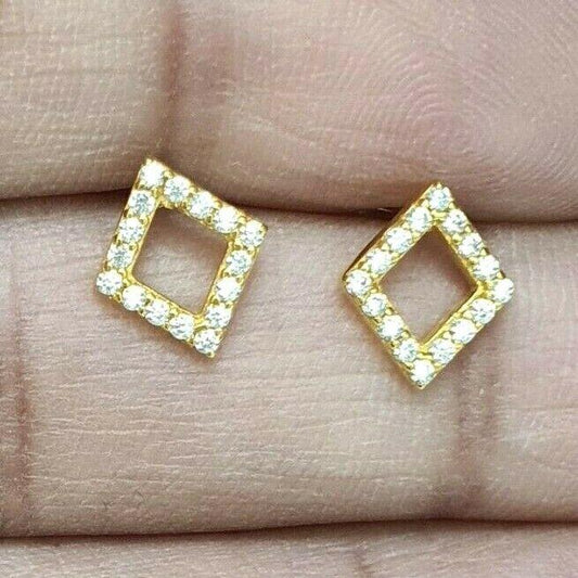 22ct Yellow Gold Cluster Set of Earrings 1.3 Grams