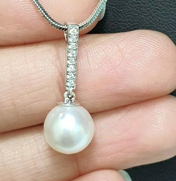 18Carat White Gold South Sea Pearl & Diamonds Pendant Necklace 0.07cts