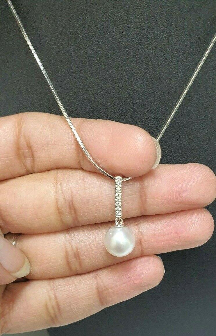 18Carat White Gold South Sea Pearl & Diamonds Pendant Necklace 0.07cts