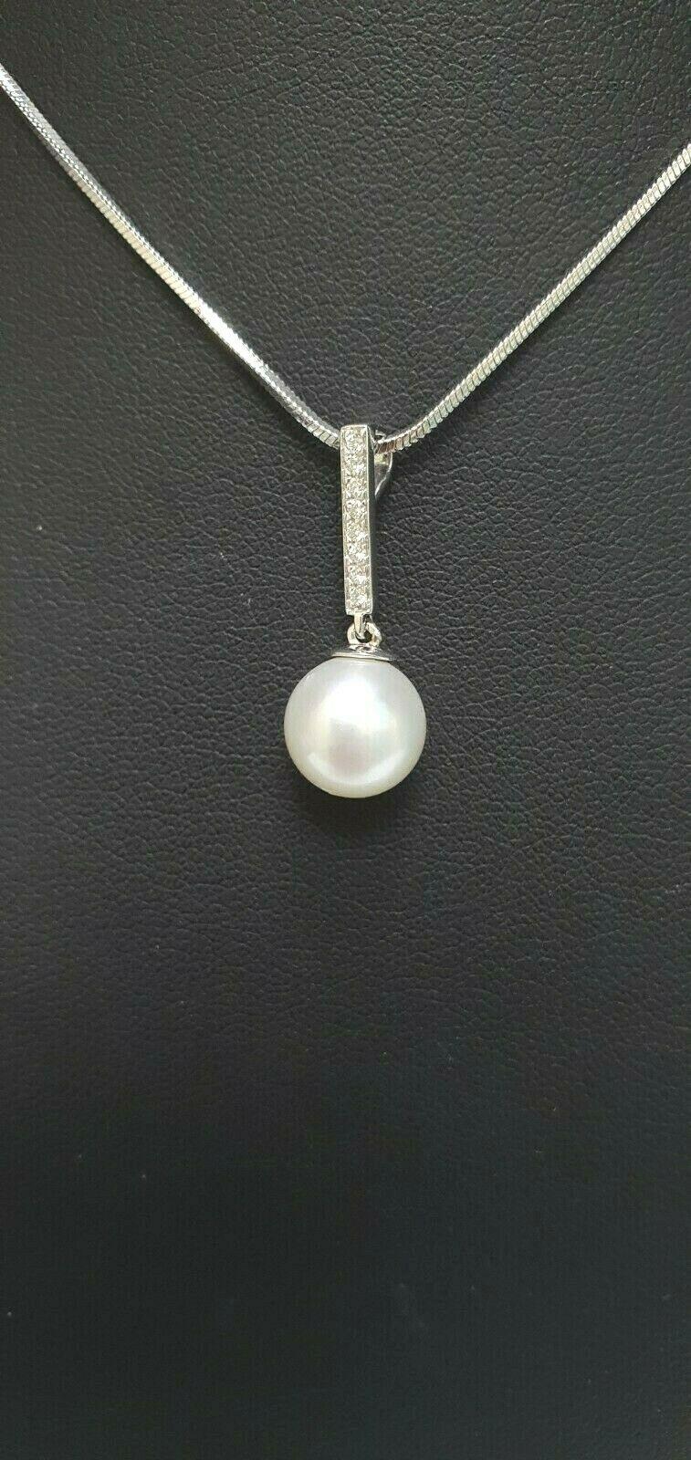 18Carat White Gold South Sea Pearl & Diamonds Pendant Necklace 0.07cts