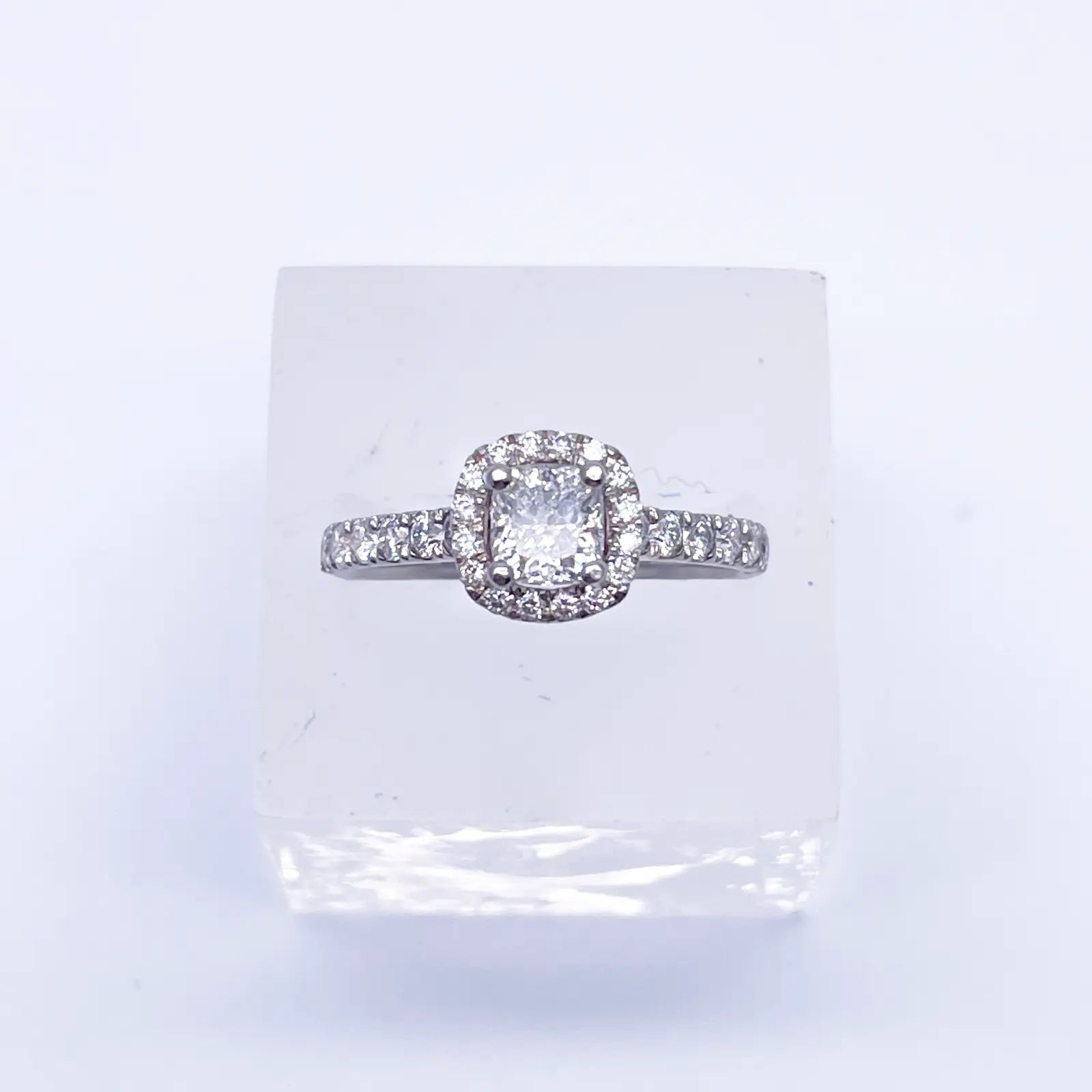 14ct White Gold 4-Claw Cushion Natural Diamond  Engagement Ring 1.28ct  Diamond Ring