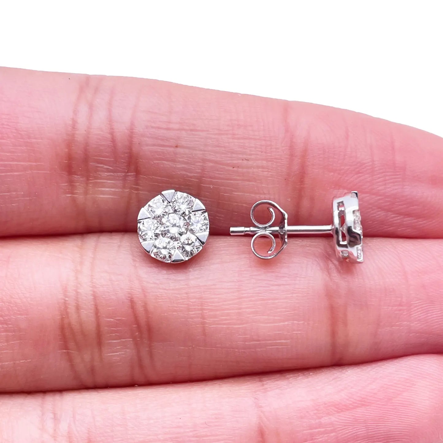 14ct White Gold Diamond Round Cluster Stud Earrings 0.80ct 