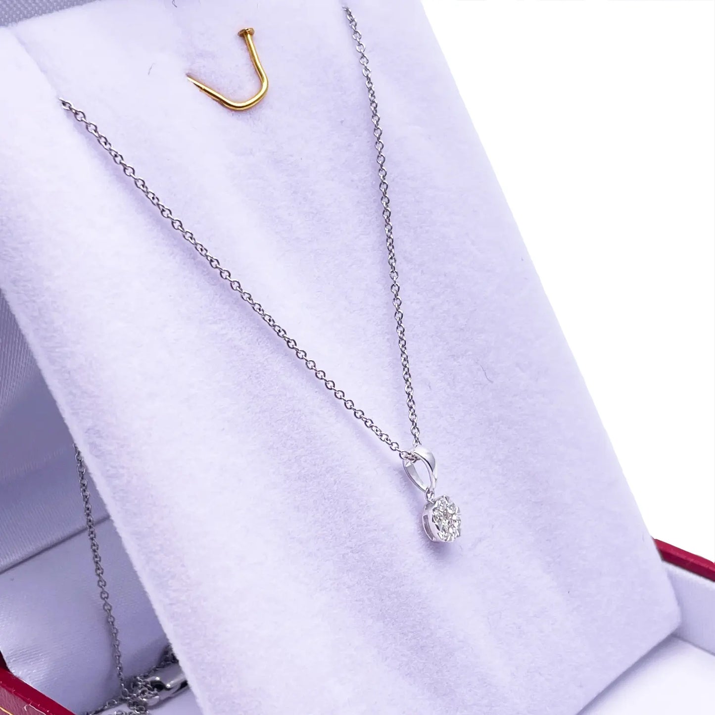 14ct White Gold Diamonds Round Pendant Necklace 0.14ct 