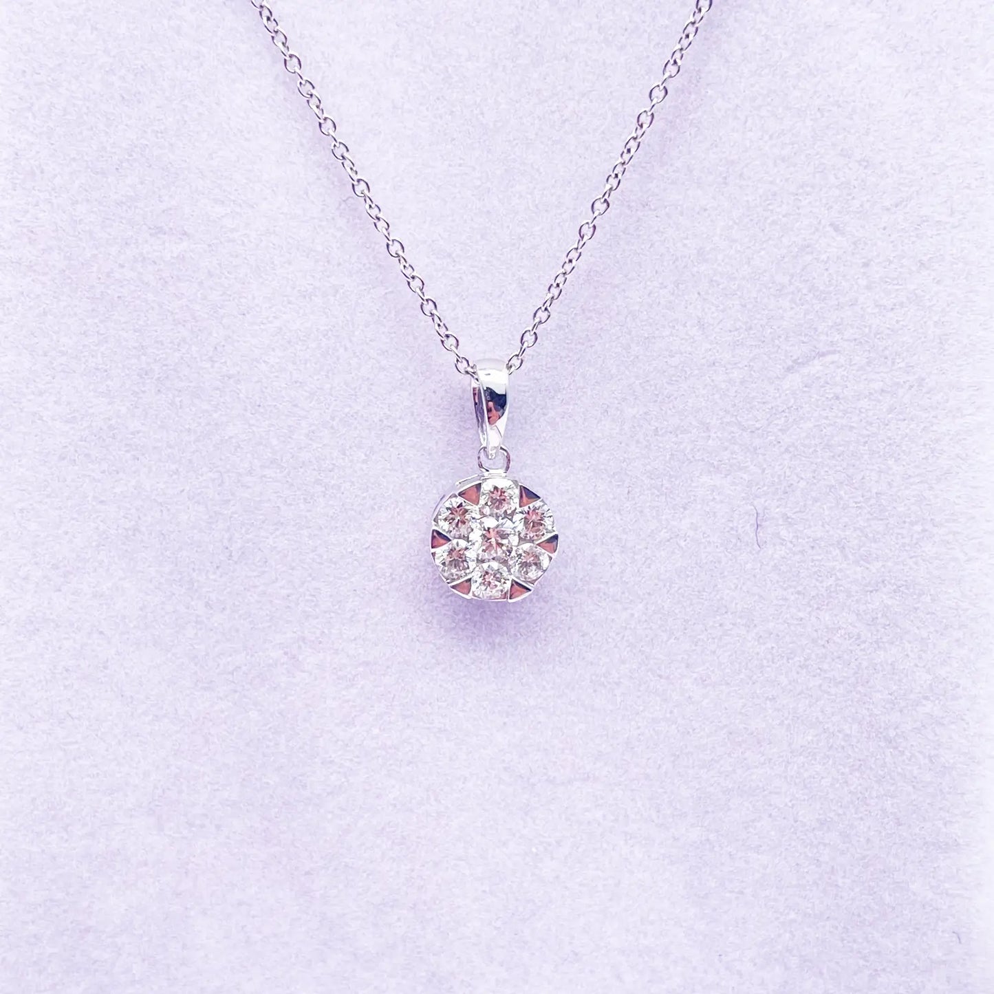 14ct White Gold Diamonds Round Pendant Necklace 0.40ct 
