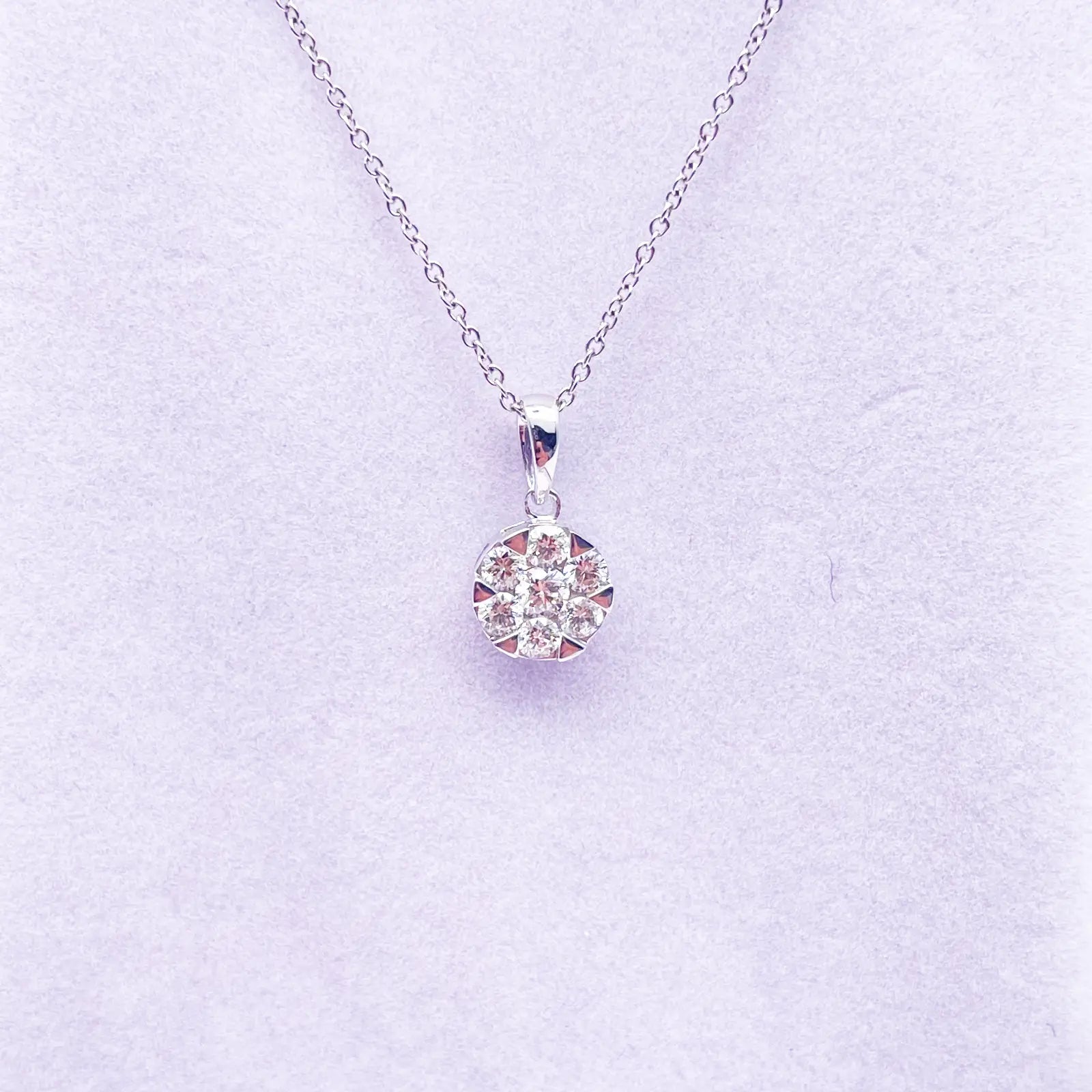 14ct White Gold Diamonds Round Pendant Necklace 0.40ct 