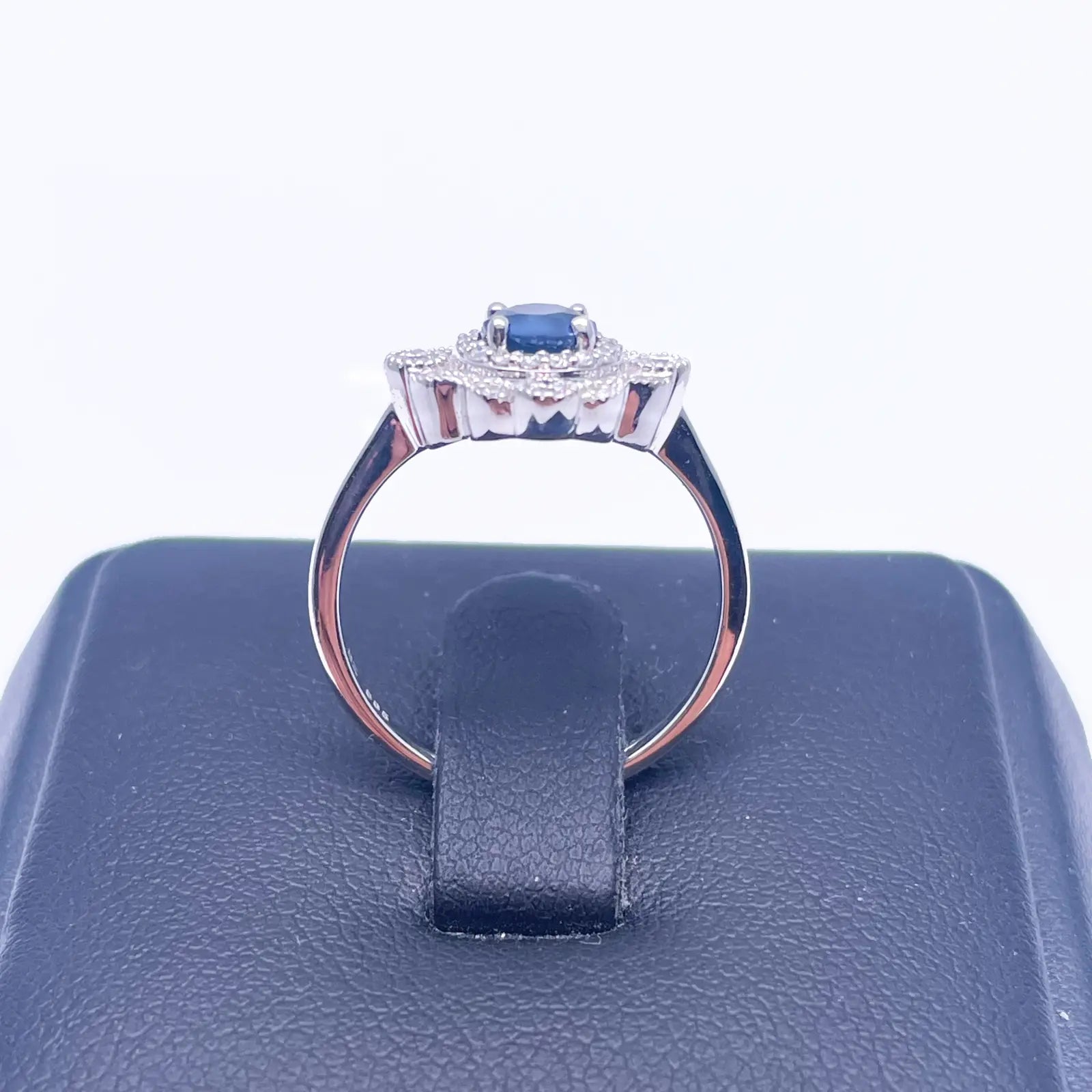 14ct White Gold Round Blue Sapphire & Diamond Cluster Milgrain Ring 0.82ct  Diamond Ring