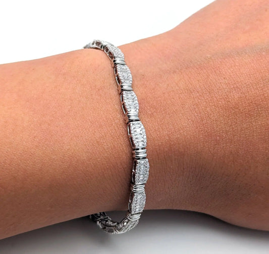 18Carat White Gold Diamond Tennis Bracelet 4claw 1.50cts 7.0  Diamond Bracelets