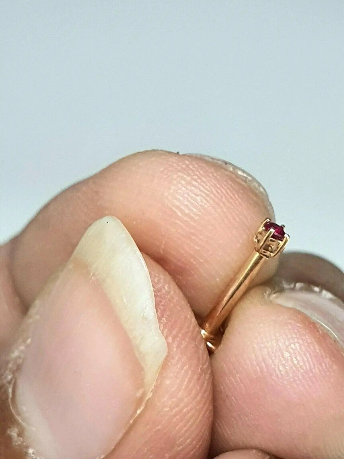 18ct Rose Gold & Natural Ruby Nose Stud / Nose Pin 0.05 Carats 4-Claw 2.0 mm 