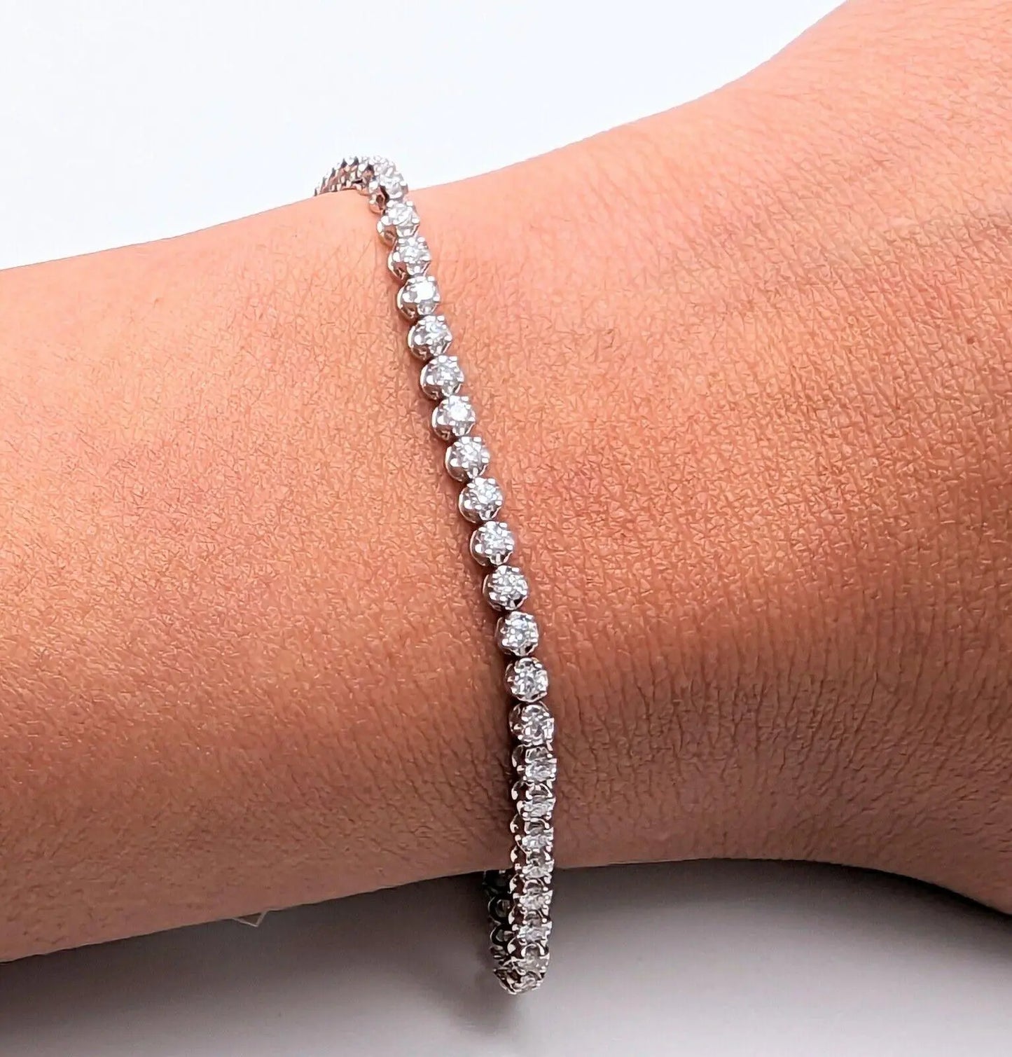 18ct White Gold Diamond Tennis Bracelet 4claw 1.50cts 7.0  Diamond Bracelets