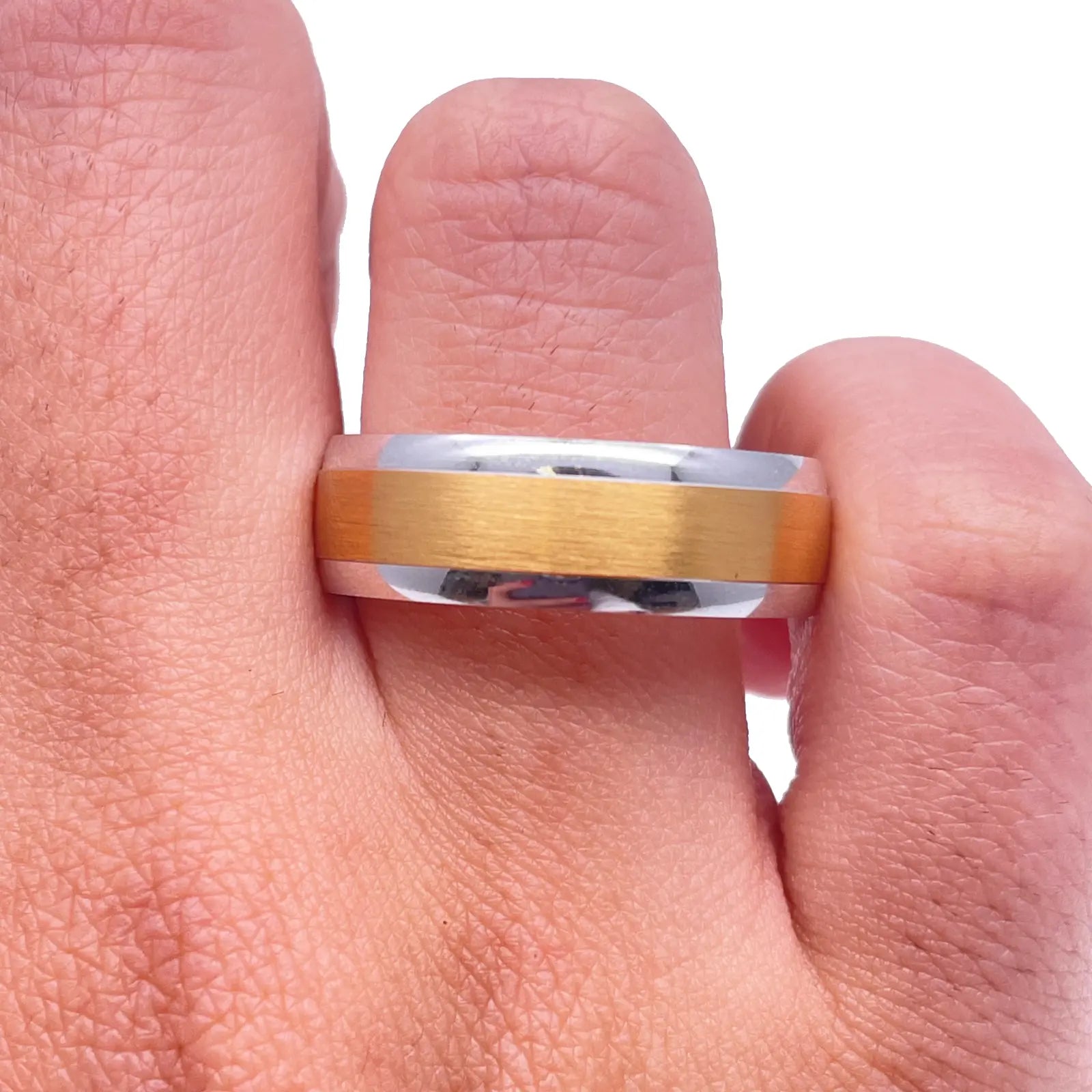 18ct White/Yellow Gold Two Tone Mens Wedding 7mm Band With A Fancy Matt Middle 