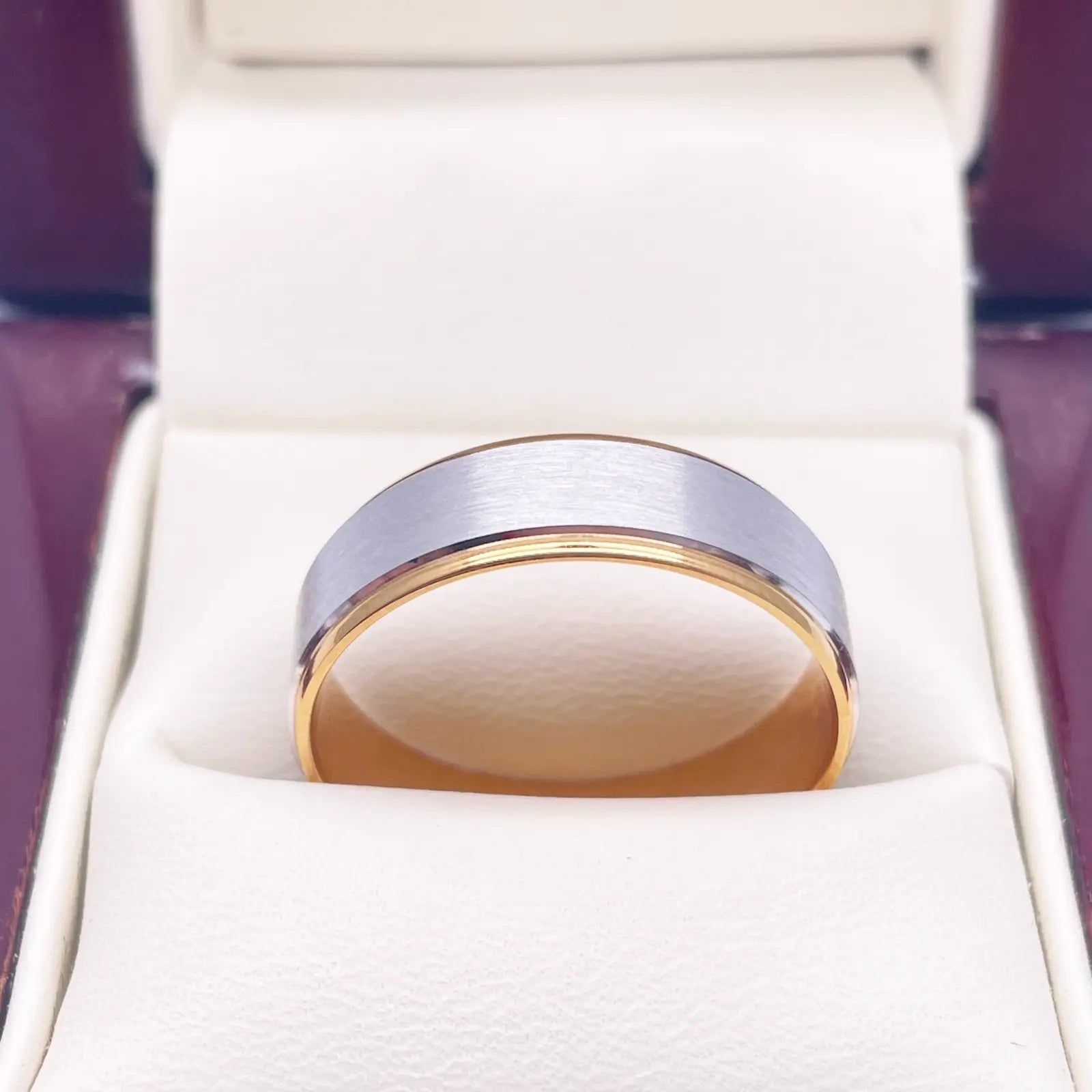 18ct Yellow/White Gold Mens Wedding 6mm Band Matt Middle & High Polished Edges 