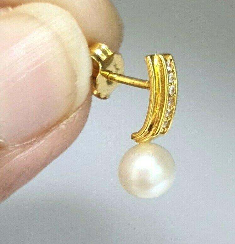 22ct Yellow Gold Freshwater Pearls & Cubic Zirconia Stud Earrings