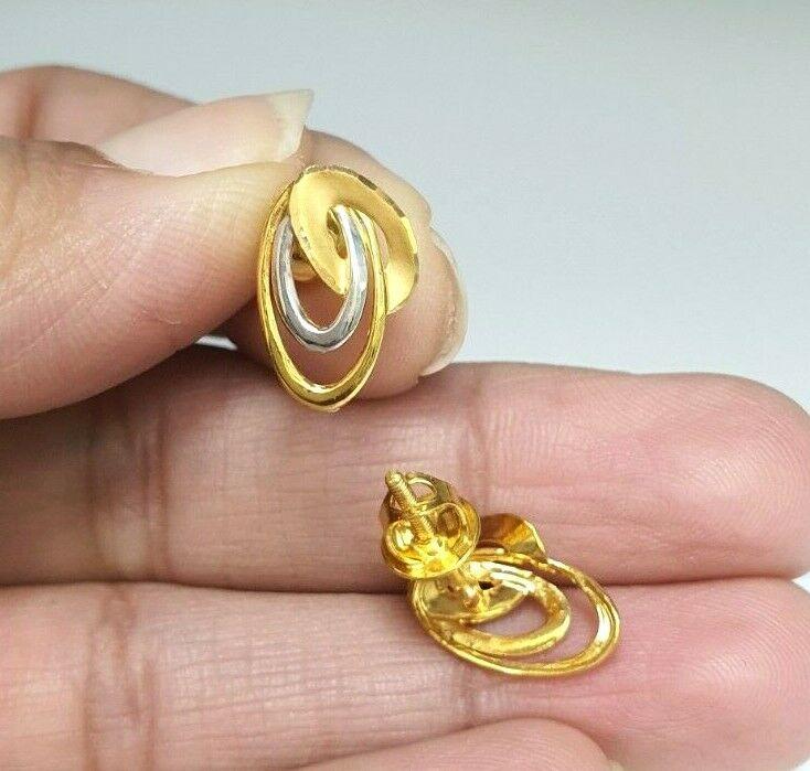 22ct Yellow Gold Oval Design Ladies Stud Earrings 2.8 Grams