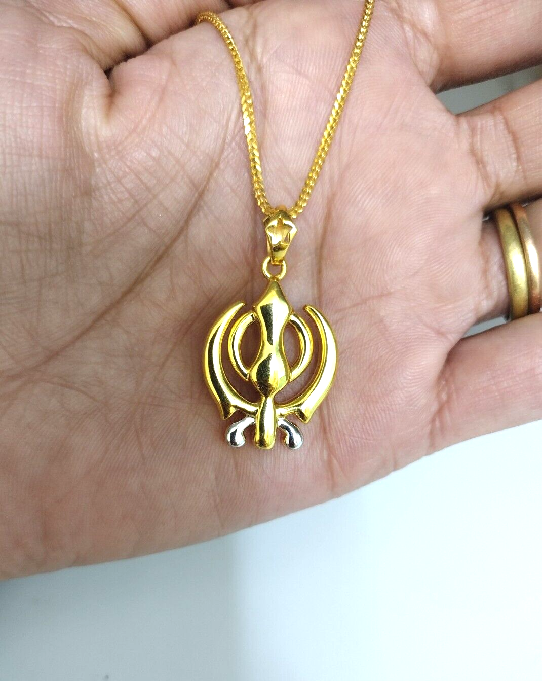 18ct Yellow Gold Sikh Khanda Pendant 2.8gm