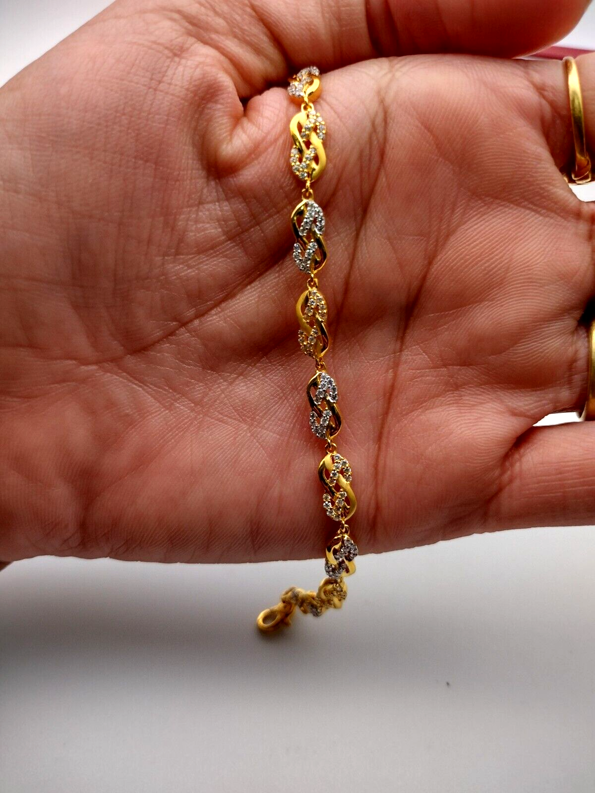 22ct Yellow Gold & CZ Fancy Ladies Bracelet 7 inches 916