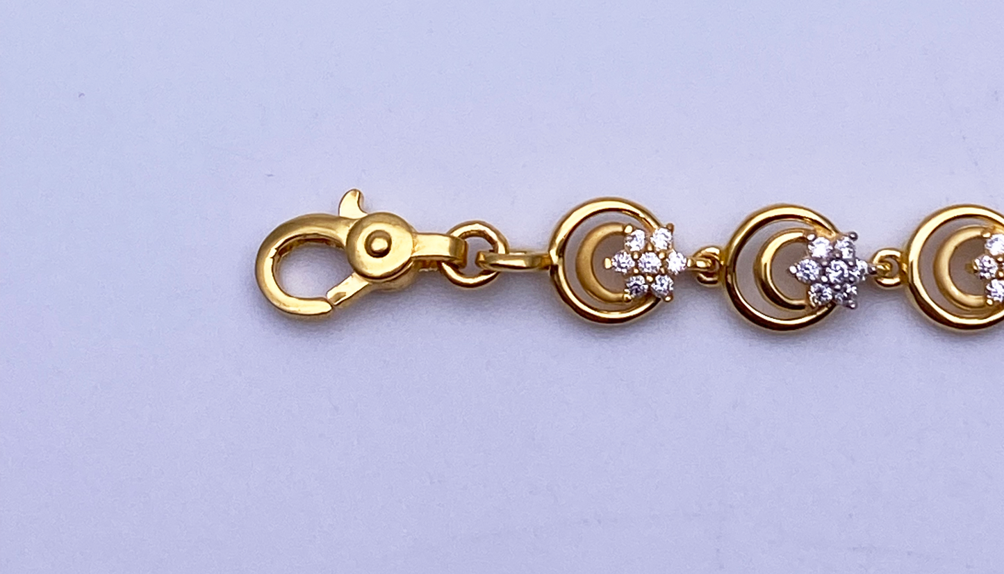 22ct Yellow Gold & CZ Fancy Ladies Bracelet 7.5 inches 916