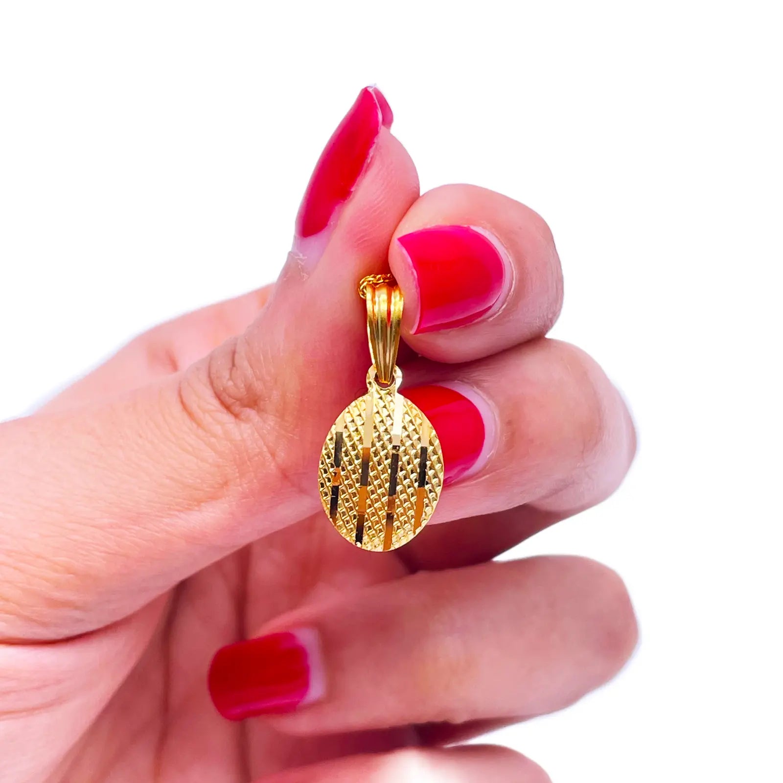 22ct Yellow Gold Diamond Cut Shiny Oval Pendant & Necklace 16''inches 