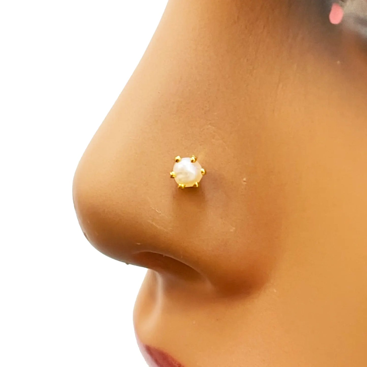 22ct Yellow Gold Freshwater Pearl Claw Single Nose Stud 4.1mm 