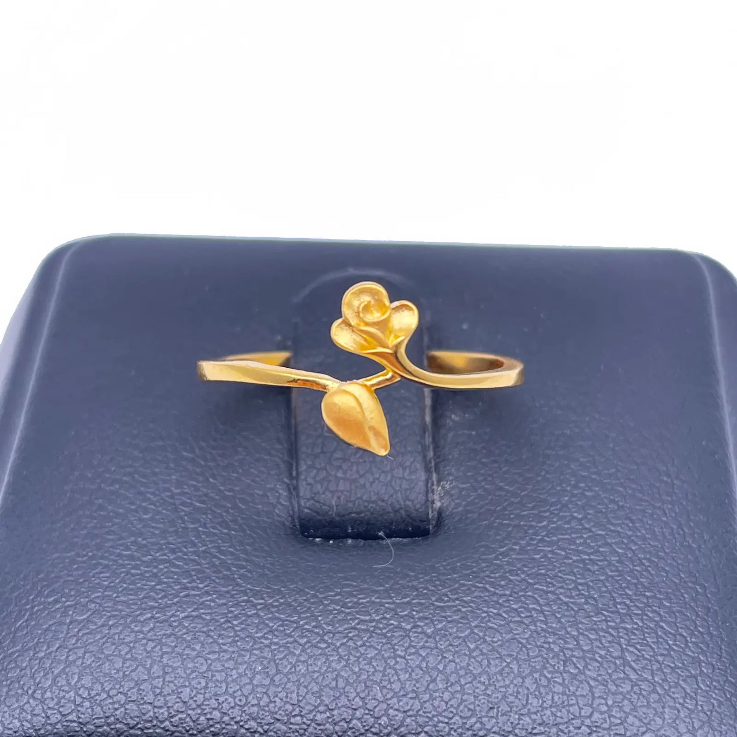 22ct Yellow Gold Polished & Matt Rose Minimalist Ring 