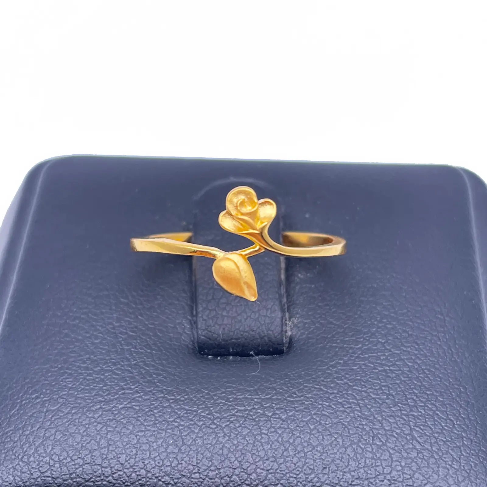 22ct Yellow Gold Polished & Matt Rose Minimalist Ring 