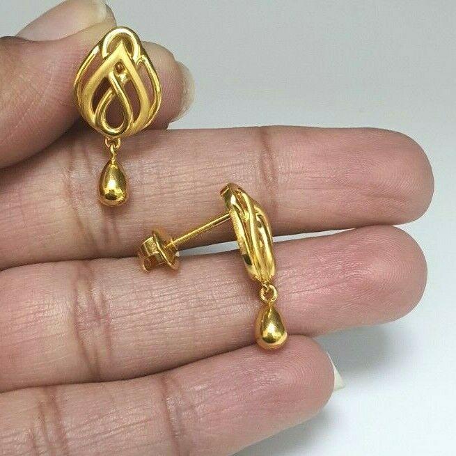 22ct Yellow Gold Ladies Drop Earrings 4.4 Grams