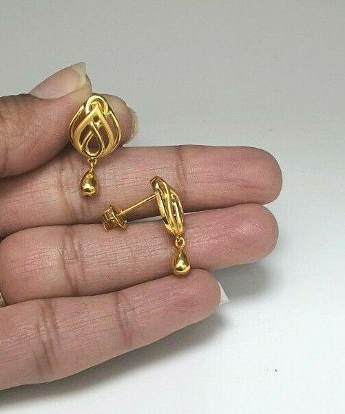 22ct Yellow Gold Ladies Drop Earrings 4.4 Grams