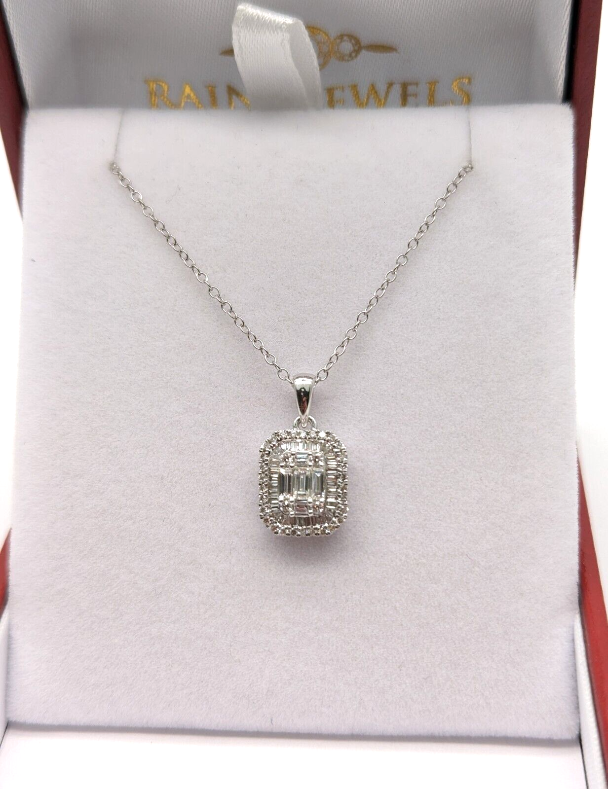 9ct White Gold & Natural Round & Baguette Diamonds Pendant Necklace 0.53cts