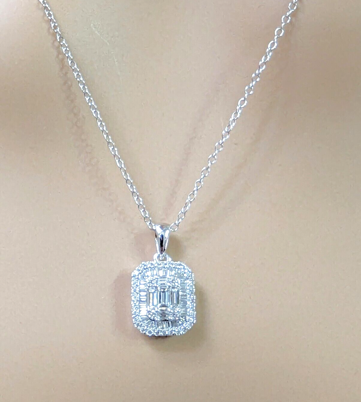 9ct White Gold & Natural Round & Baguette Diamonds Pendant Necklace 0.53cts