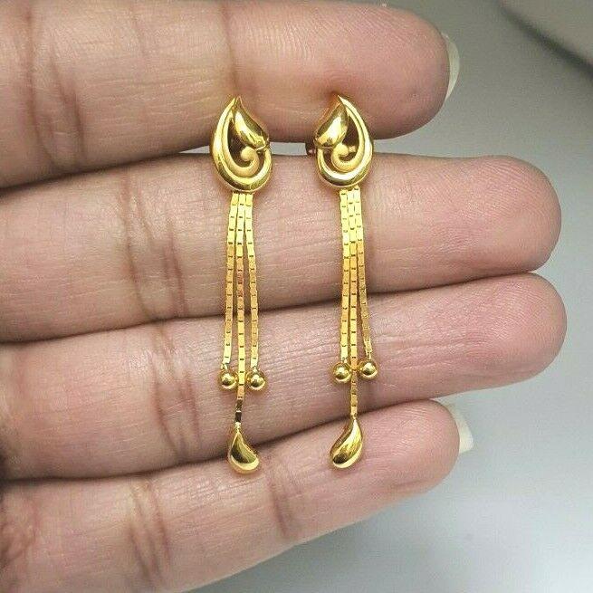 22ct Yellow Gold Ladies Drop Earrings 3.9 Grams