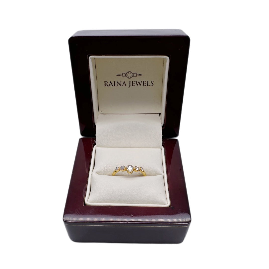 22ct Yellow Gold & Cubic Zirconia Ring, 1.78gm