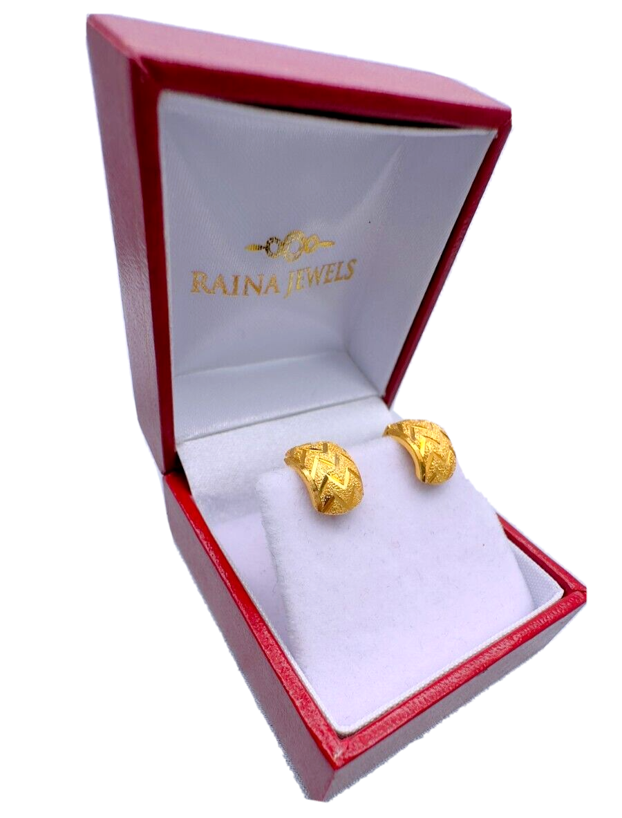 22ct Yellow Gold Diamond Cut Round Earrings, 2.87gm