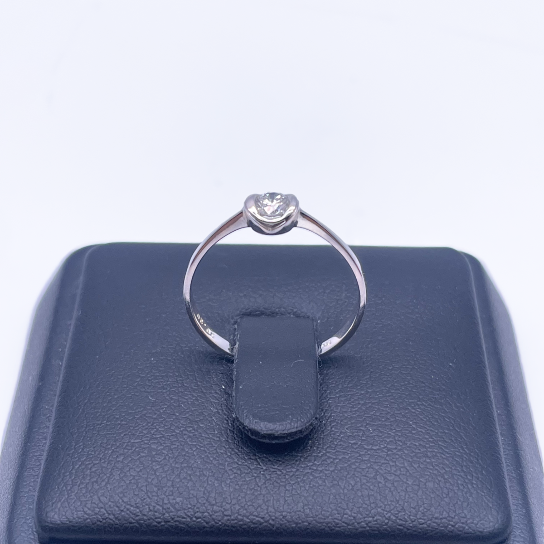 18ct White Gold Diamond Solitaire Ring 0.20ct