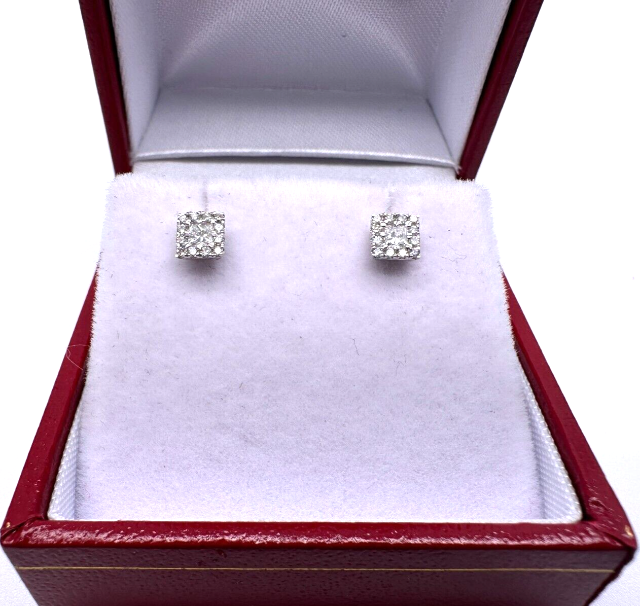 18ct White Gold & Princess Cut Diamonds Stud Earrings 0.31ct