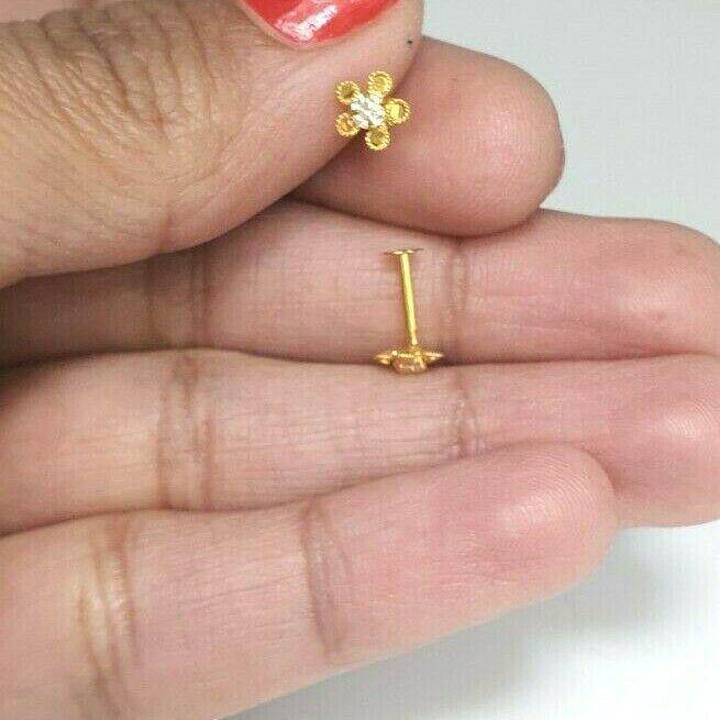 22ct Yellow gold Cubic Zircon Children's Stud earrings claw set Child Friendly