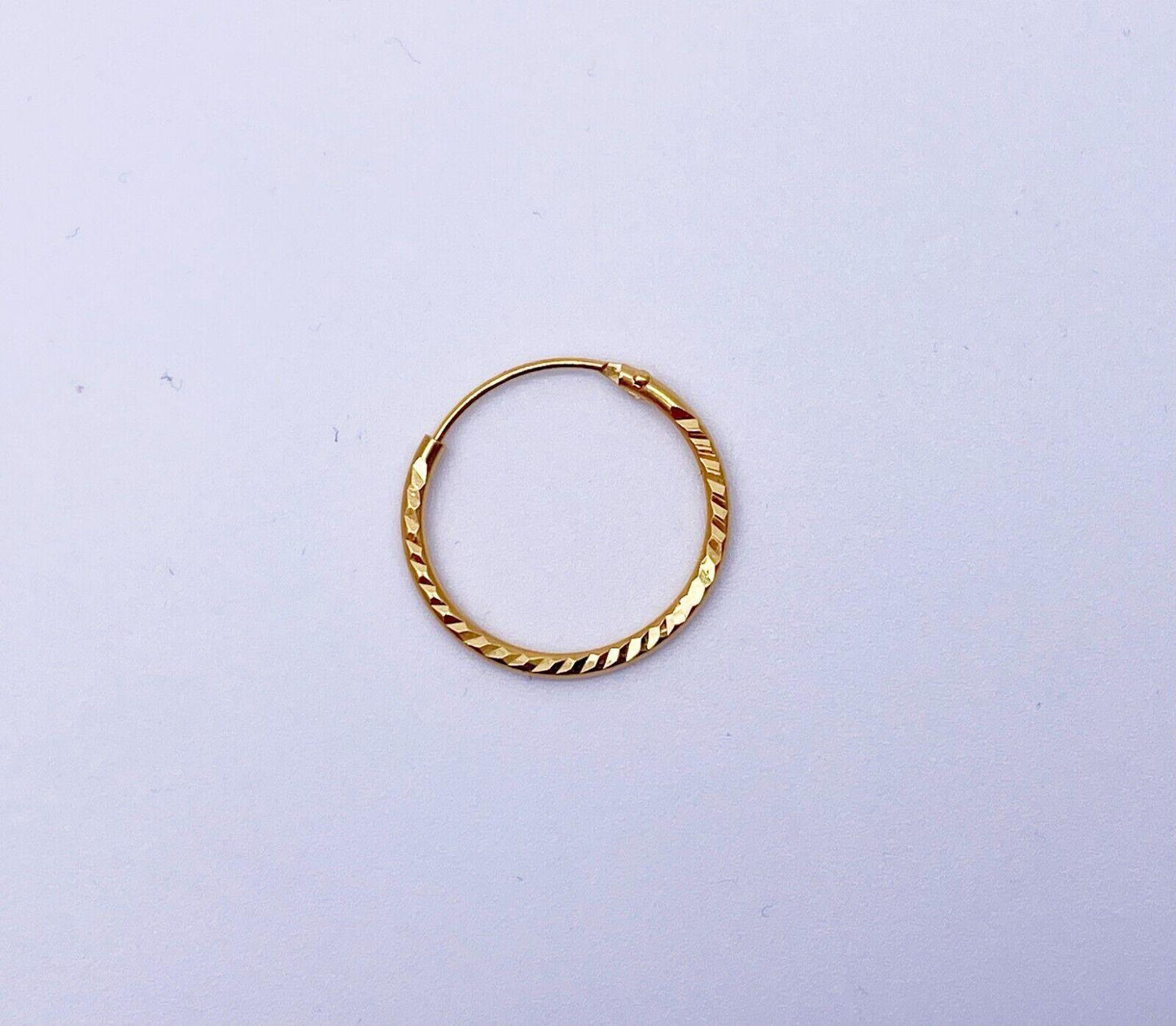 22ct Yellow Gold Pair Of Diamond Cut Hoop Earrings 20mm