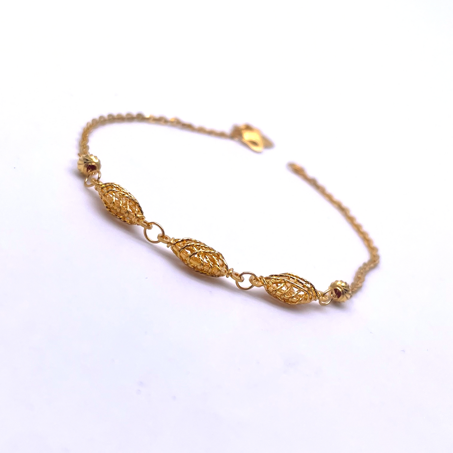 22ct Yellow Gold Mesh Diamond Cut Beaded Bracelet 6.9'' inches