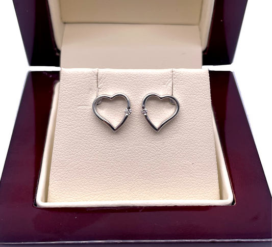 18ct White Gold Round Diamond Heart Stud Earrings 0.04ct 