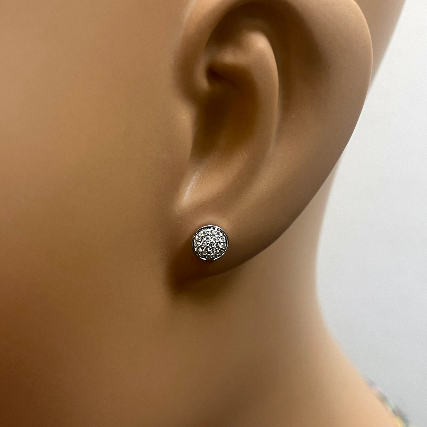 18ct White Gold Pave Round Diamonds Cluster Earrings 0.13 ct