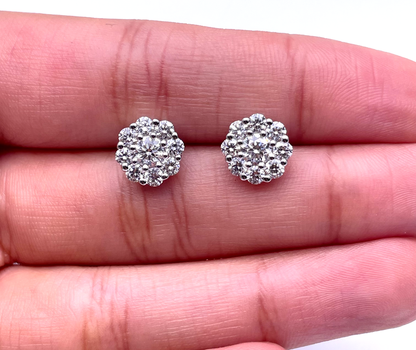 18ct White Gold 9 Stone Daisy Cluster Diamond Stud Earrings IGI Certified 1.40ct