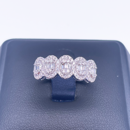 18ct White Gold Diamond 5 Oval Cluster With Baguettes Ring 0.49ct