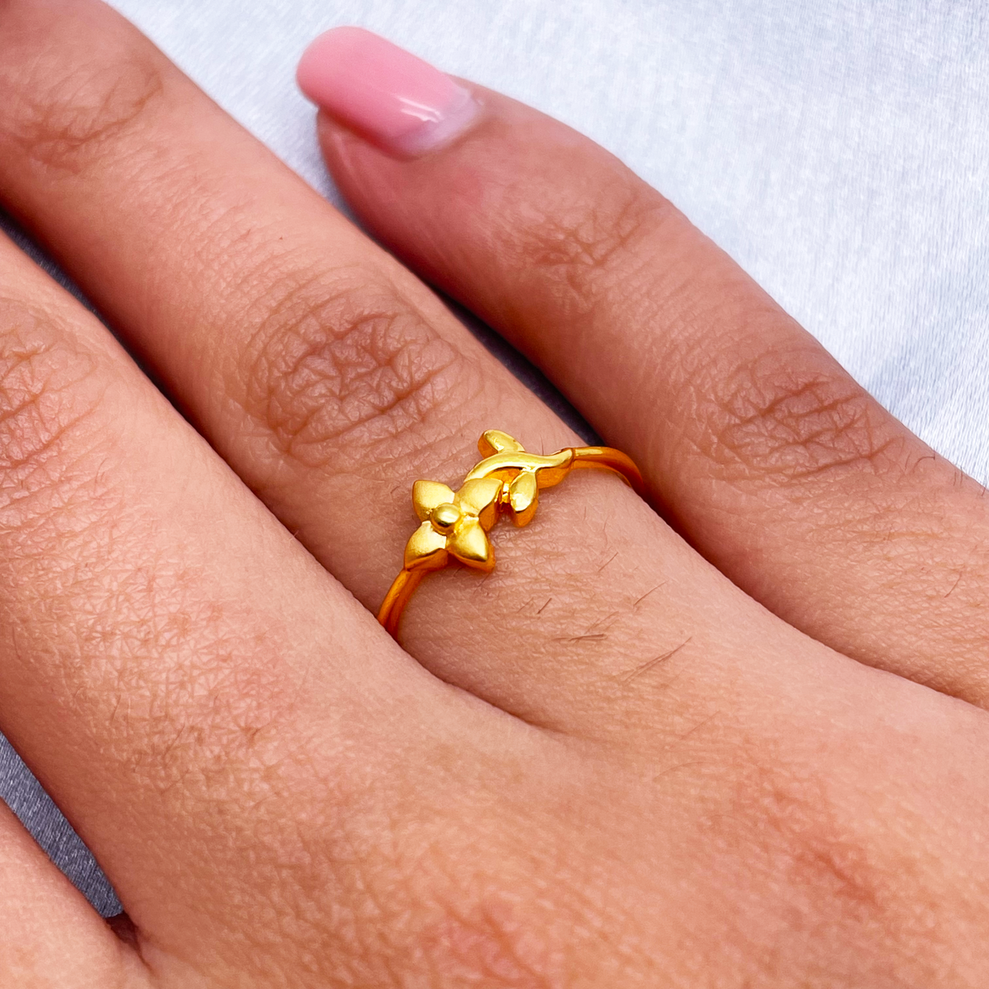 22ct Yellow Gold Polished & Matt Double Flower Minimalist Ring