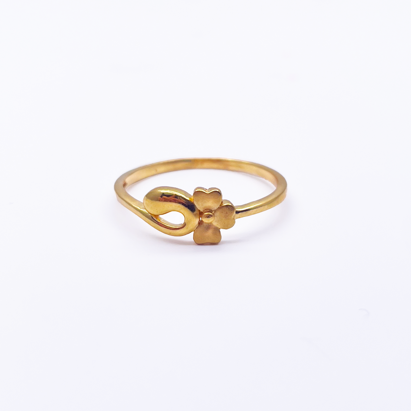 22ct Yellow Gold Polished & Matt Flower Minimalist Ring