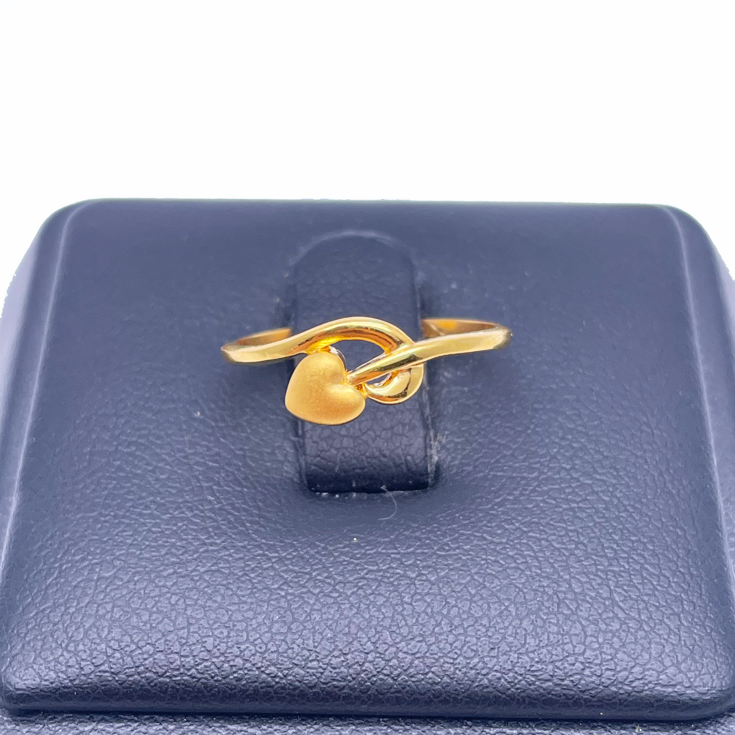 22ct Yellow Gold Polished With Matt Heart Minimalist Ring