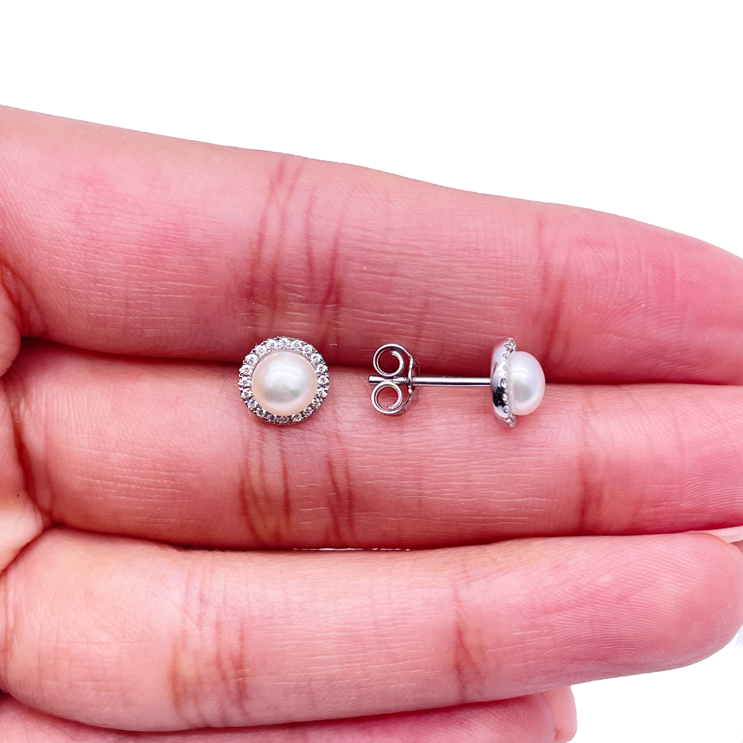 14ct White Gold Diamond Halo Pearl Stud Earrings & Pendant 2.04cts