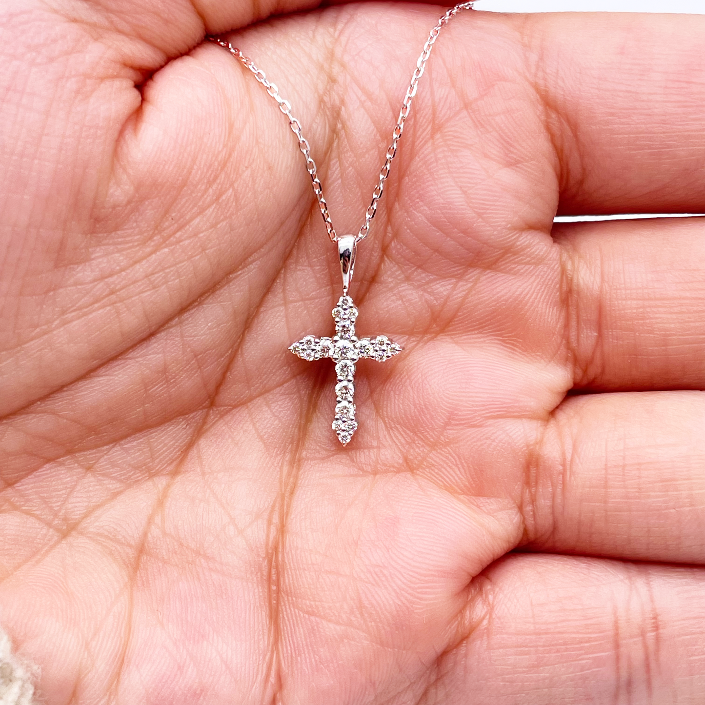 14ct White Gold Shiny Diamond Cross Pendant 0.24ct