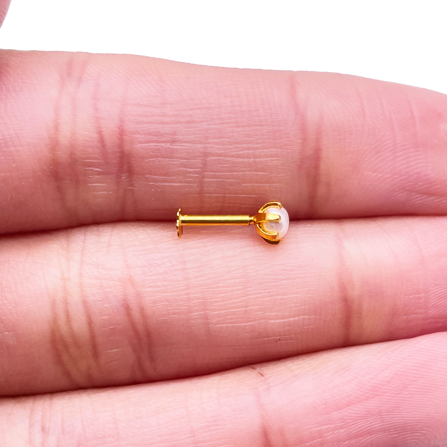 22ct Yellow Gold Freshwater Pearl Claw Single Nose Stud 4.1mm