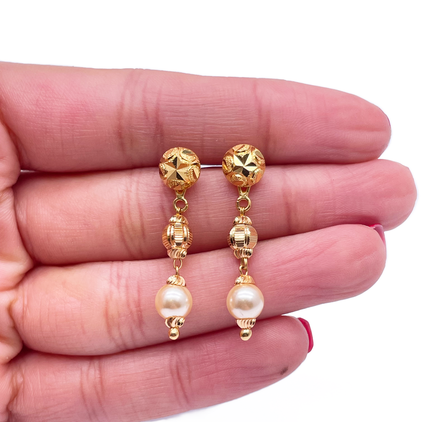 22ct Yellow Gold Pearls & Beaded Diamond Cut Ball Necklace/Earrings Set