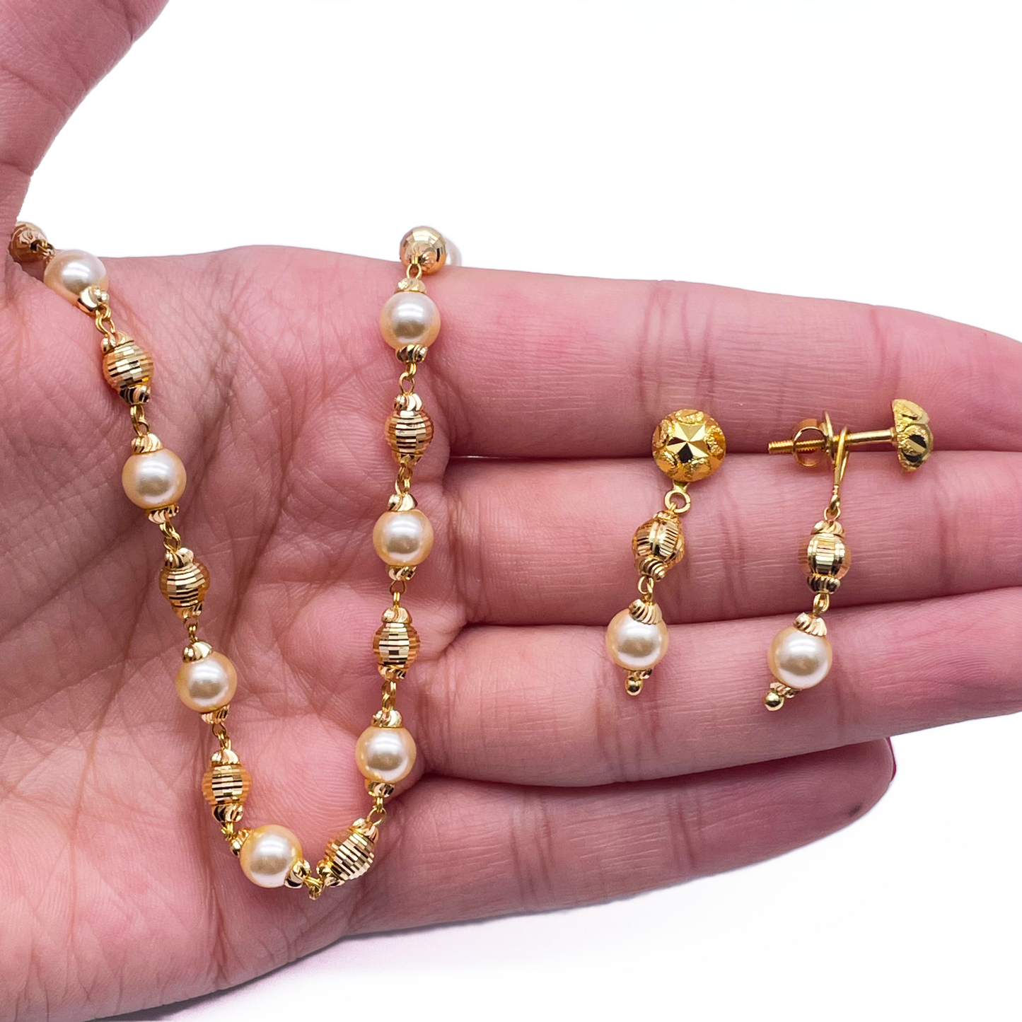 22ct Yellow Gold Pearls & Beaded Diamond Cut Ball Necklace/Earrings Set